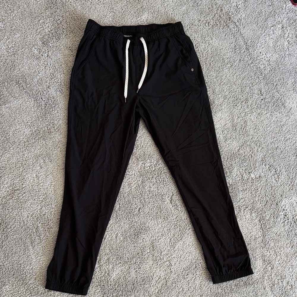 Men’s Vuori Kore Jogger size M